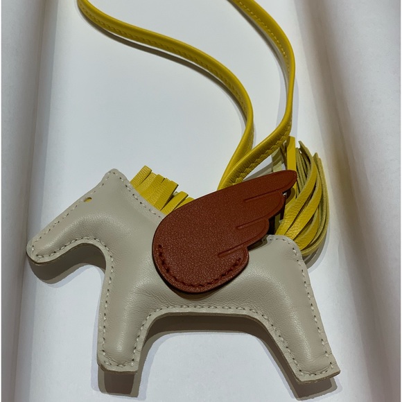 100% Authentic Hermes RODEO PEGASE PM CHARM Brand new - Picture 2 of 2